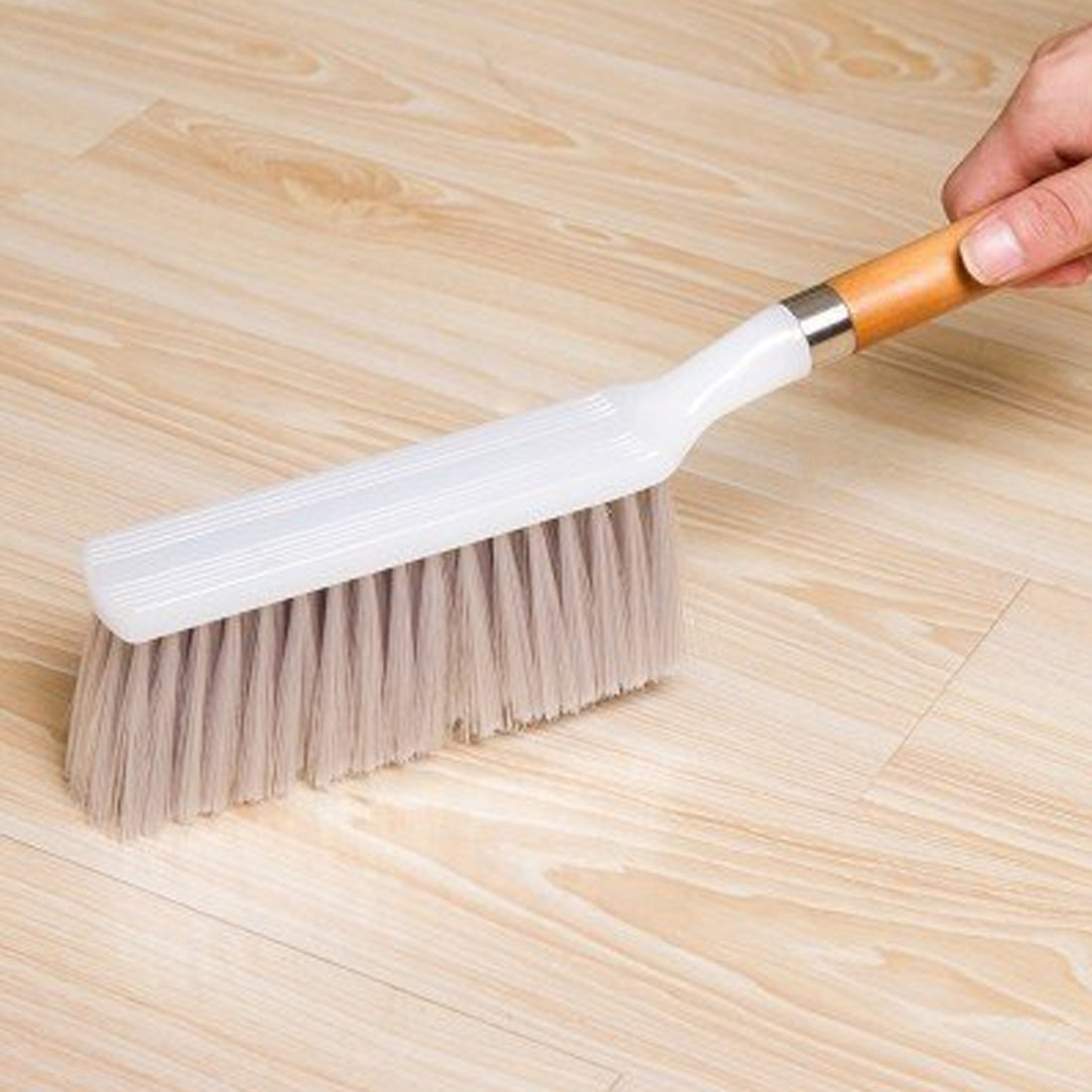 Long Bristle Dust Cleaning Brush Ideal for Carpet Cleaning, Car Seat, Bed, Sofa, Curtains, Mats and Household Upholstery Cleaning Carpet Brush Wooden Handle