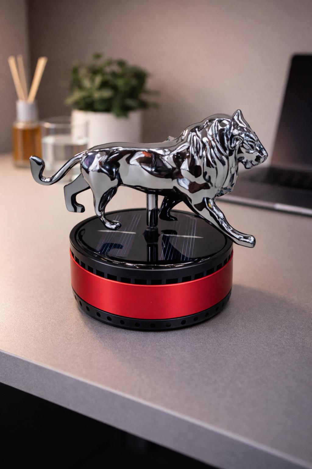 Acto Solar Powered Rotating Lion Showpiece with Aroma Diffuser Bottle – Romantic Dashboard & Home Decor