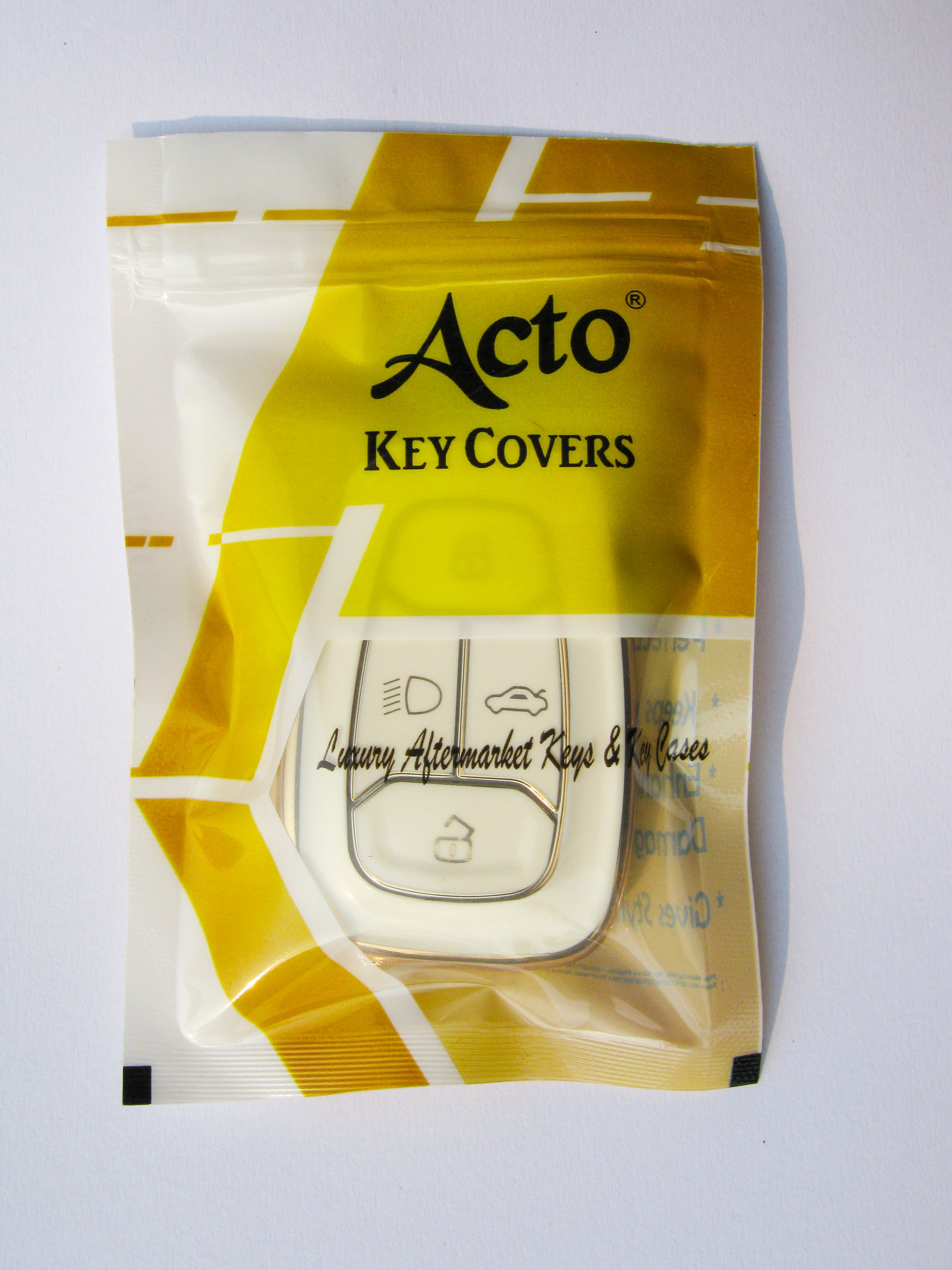 Acto TPU Gold Series Car Key Cover For Audi Q3